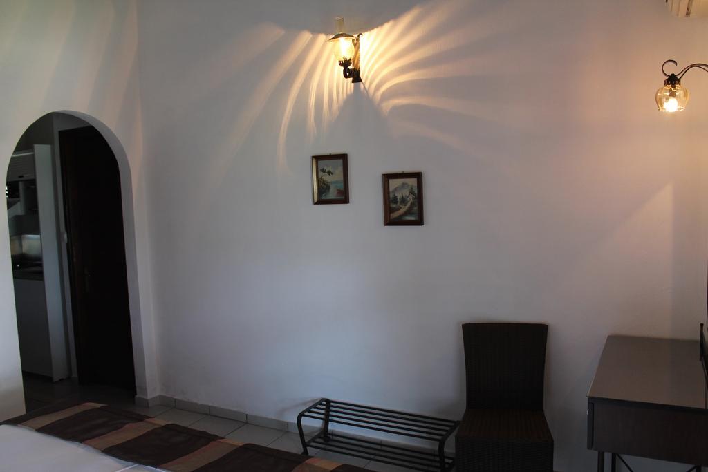 Villa Frideriki Agia Paraskevi  Exteriör bild