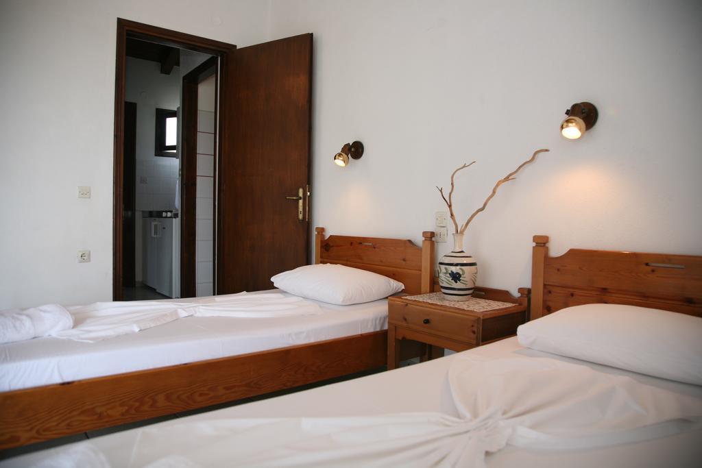 Villa Frideriki Agia Paraskevi  Rum bild