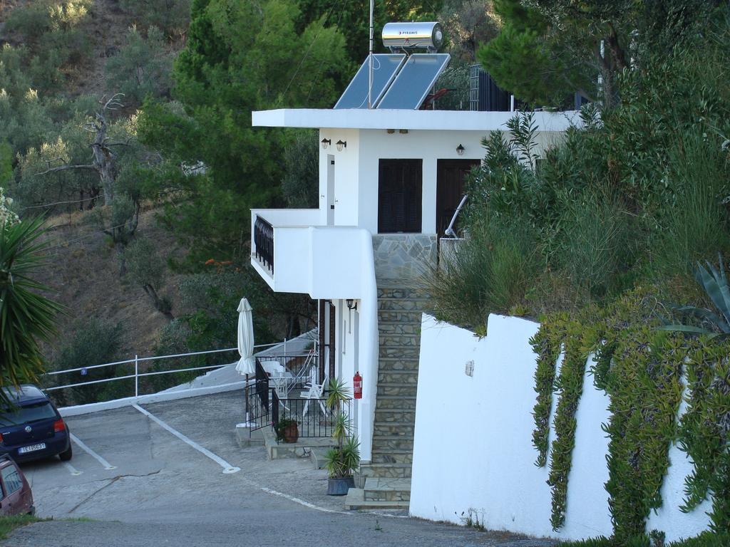 Villa Frideriki Agia Paraskevi  Rum bild