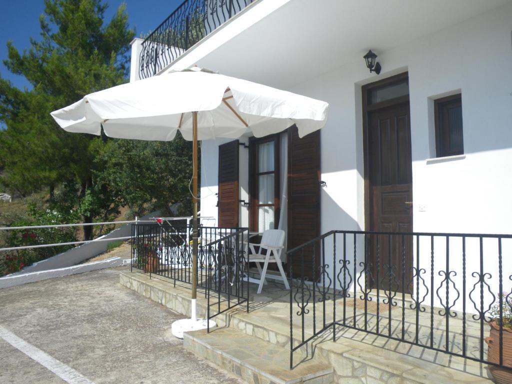 Villa Frideriki Agia Paraskevi  Exteriör bild