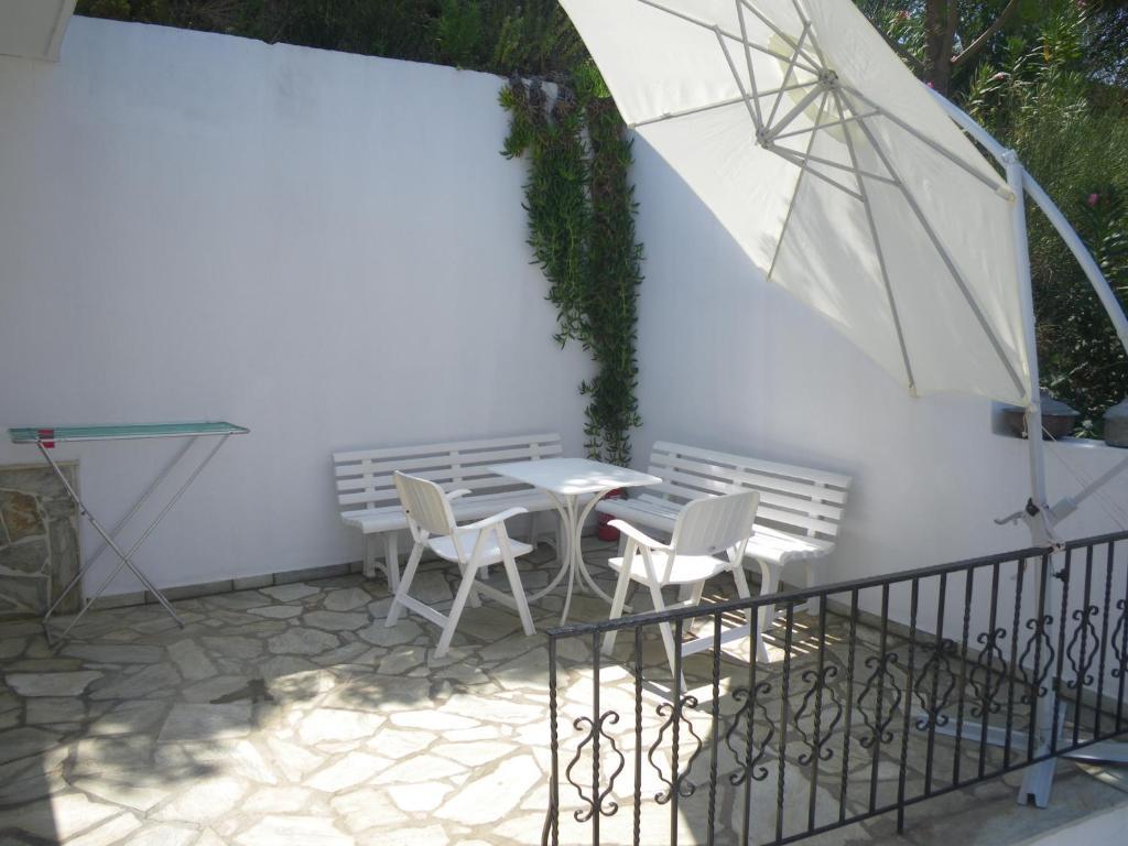 Villa Frideriki Agia Paraskevi  Exteriör bild